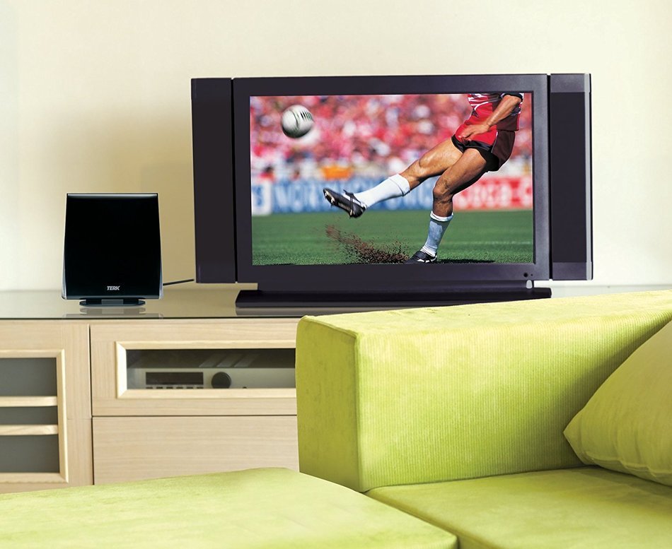 TERK Omni-Directional, Amplified Digital Flat Indoor HDTV Antenna N7