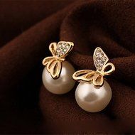 Fashion Chic Jewelry Women Crystal Gold Butterfly Pearl Ear Stud Earrings Gift
