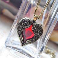 Red Rhinestone Vintage Women Peach Heart Wing Pendant Necklace Chain DICA