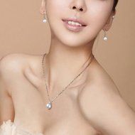 Fashion Genuine white Freshwater Pearl Pendant Necklace Silver Chain Jewelry N3