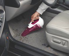 Black &amp; Decker CHV9610 Dustbuster 9.6-Volt Cordless Hand Vac