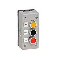 MMTC 3BXT Nema 4 Exterior Three Button Surface Mount Control Station by MMTC