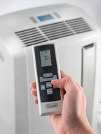 DeLonghi America PACAN120HPE Portable Air Conditioner N4