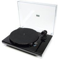 Pro-Ject Audio 1Xpression Carbon Turntable (Glossy Black) N2