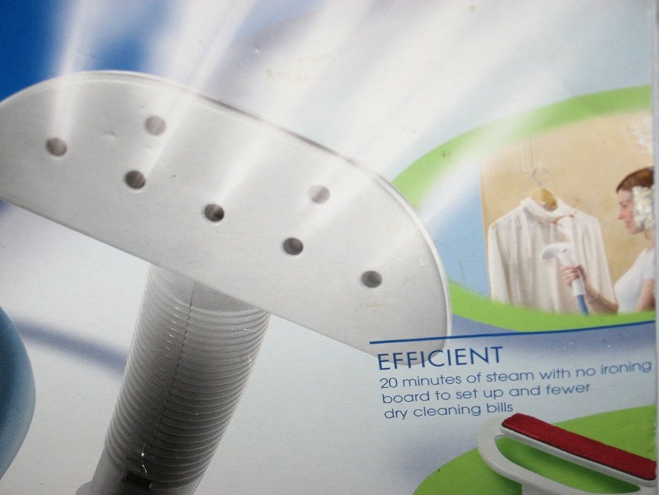 Compact Fabric Steamer N3