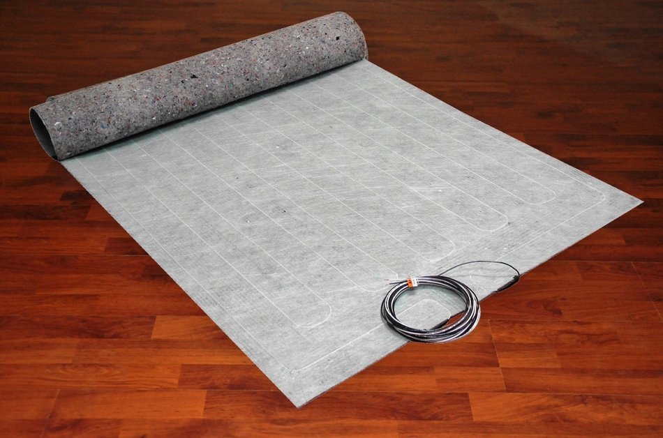 72 Sq. ft. Electric Under Floor Heating Mat for Laminate and Wood Floor Heating: 240-Volt (heated floor coverage...