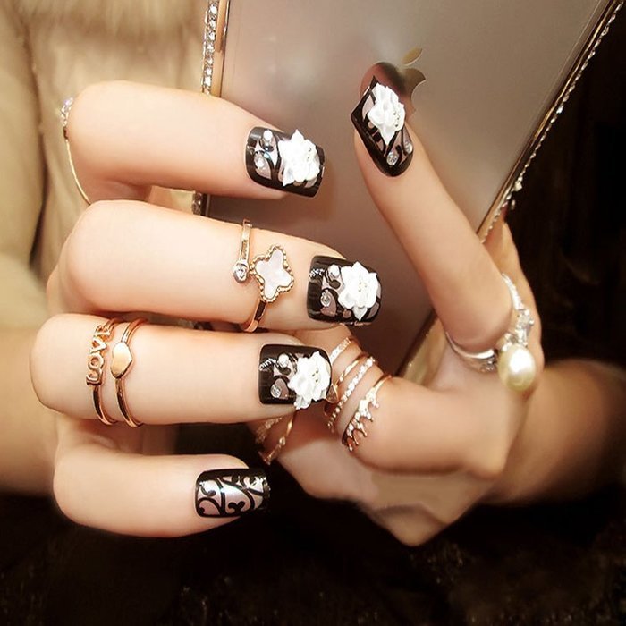Spritech(TM) 24 Pre Design Elegant Flower Bling Rhinestone Fake Nail Piece for Bride Salon Laday Daily Use N43