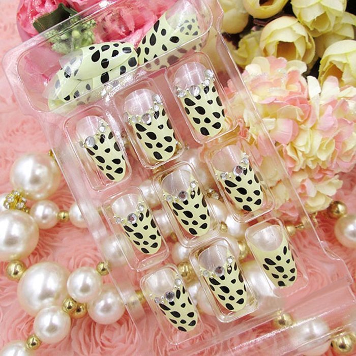 Spritech(TM) 24 Pre Design Elegant Flower Bling Rhinestone Fake Nail Piece for Bride Salon Laday Daily Use N54