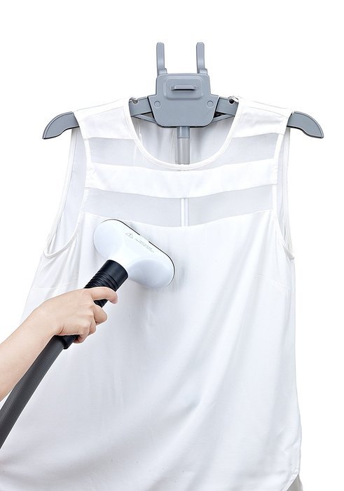 SALAV Performance Series GS-06 DJ Black Garment Steamer with Adjustable Hanger, 1500-watt, Black N10