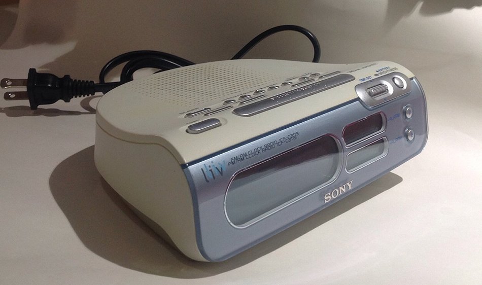 Sony ICF-C273 - LIV Fm/Am Clock Radio