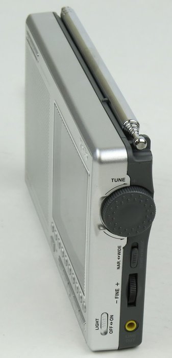Kaito KA1103 Worldband Radio, Silver N5