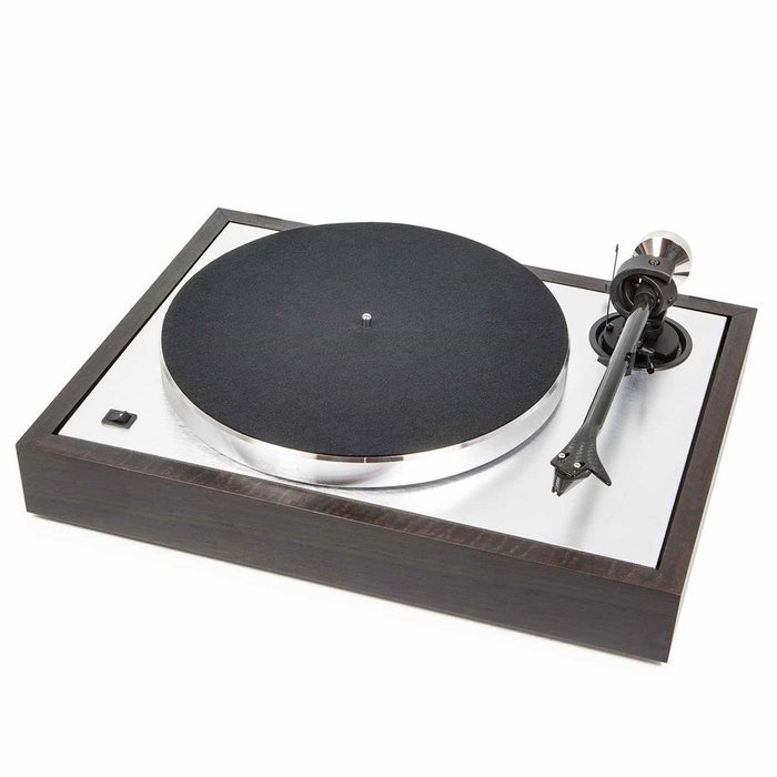 Pro-ject The Classic Sub-chassis turntable with 9&ldquo; carbon/alu sandwich tonearm- Eucalyptus