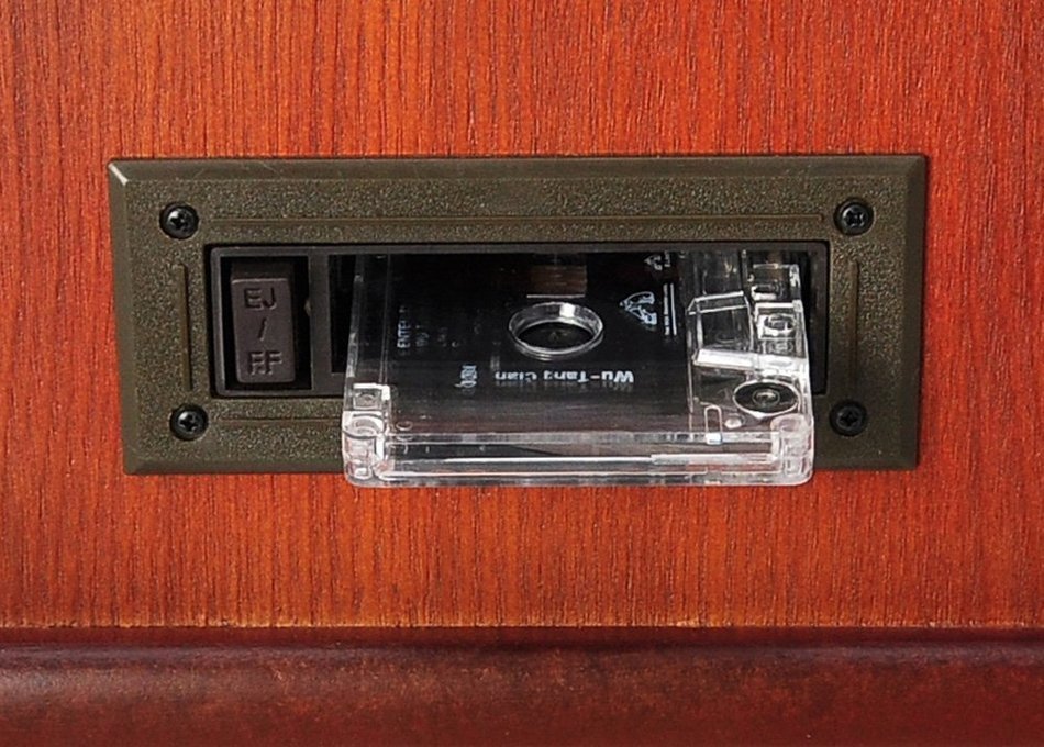 Pyle Home PTCDS1U Classical Turntable with AM/FM Radio CD/Cassette and USB Recording (Discontinued by Manufacturer) N4