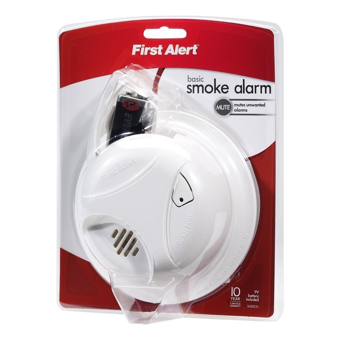 First Alert SA303CN3 Battery Powered Smoke Alarm with Silence Button N3