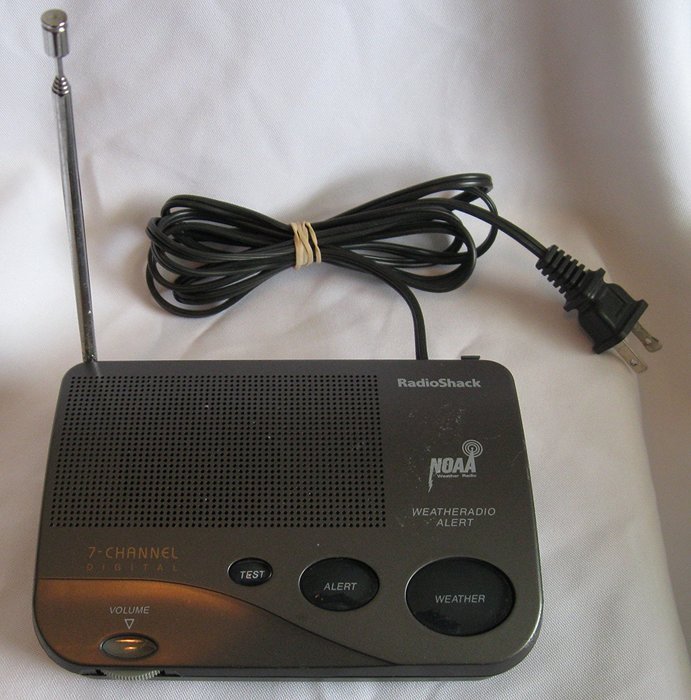 RadioShack 12-247A Weatheradio Alert Weather Radio N2