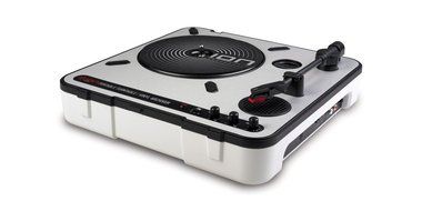 Ion Audio iPTUSB Portable USB Turntable with Software and Built-in Speaker N3