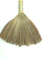 Zen Broom - Soft Indoor Broom w/ Large 16'' Head &amp; Light / Flexible Asian Tiger Grass Bristles 40'' Overall Length N7