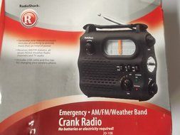Radio Shack Emergency Am/fm Weatherband Crank Radio N2