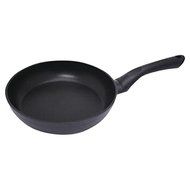 New STARFRIT 030864-006-0000 La Forge Prestige Fry Pan, 9.5"