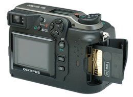 Olympus C-3000 3.2MP Digital Camera w/ 3x Optical Zoom