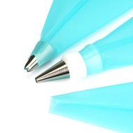 CTKcom Pastry Bags-3 Sizes Reusable Silicone Icing Piping Cream,Cake DIY Decorating Tool, with 3 Couplers N3