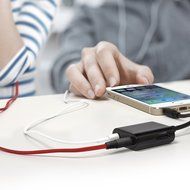 iLuv (iCB107) 5-Way Splitter Adapter with Independent Volume Control/Mute for Apple iPhone, iPad, iPod, Touch,... N8