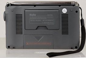 Kaito KA1103 Worldband Radio, Silver N14