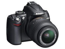 Nikon D5000 12.3 MP DX Digital SLR Camera with 18-55mm f/3.5-5.6G VR Lens and 2.7-inch Vari-angle LCD N9
