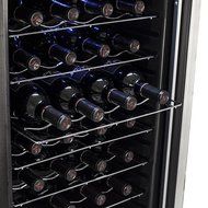 Koldfront 28 Bottle Ultra Capacity Thermoelectric Wine Cooler - Platinum N4