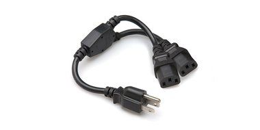 Hosa YIE-406 Dual IEC C13 to NEMA 5-15P Power Y Cable, 1.5 feet