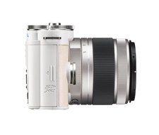 Pentax PENTAX Q-S1 (Pure White) 12.4MP Mirrorless Digital Camera with 3-Inch LCD (Pure White) N3