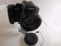 Panasonic LUMIX DMC-FZ20 5 Megapixel Digital Camera ( Silver ) N3