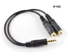 CablesOnline 3.5mm TRRS Male to Dual TRRS Female Stereo 4-Pole Splitter Cable (IP-Y02) N2