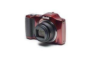 Kodak 16 Friendly Zoom FZ152 with 3" LCD, Black (FZ152-BK) N10