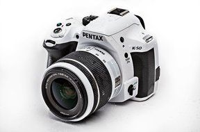 Pentax K 50 Kit blanc + DAL 18-55 WR N3
