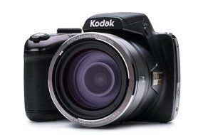Kodak AZ521, 16MP Camera with 52x Optical Zoom, 3" LCD Screen, 1080p Video Recording - Black N5