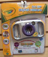 Crayola 5.1MP Digital Camera with 2-Inch LCD Screen - Green (28071-TRU) (OLD MODEL)