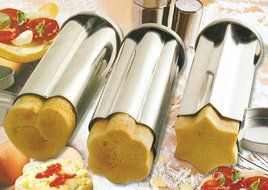 Zoie + Chloe 3 Piece Canape Party Bread Mold Set N4