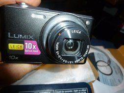 Panasonic Lumix DMC-SZ3 16.1 MP Compact Digital Camera with20x Intelligent Zoom (Black) with Panasonic USA warranty N5