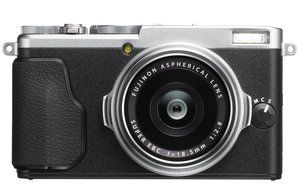Fujifilm X70 Digital Camera (Silver) (International Model) No Warranty N2