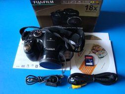 Fujifilm FinePix S2500HD 12MP Digital Camera with 18x Optical Dual Image Stabilized Zoom