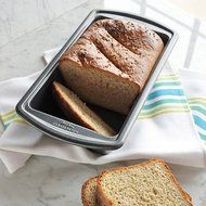 Wilton Advance Select Premium 9-Inch x 5-Inch Nonstick Loaf Pan in Gunmetal N2