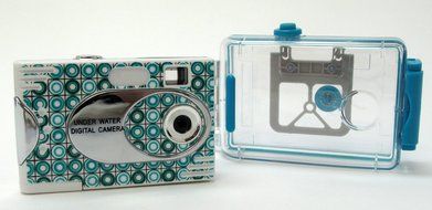 Aquashot Underwater Digital Camera, 26690-RITE - Color may Vary