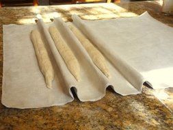 Bakers Couche - Professional Flax Linen Proofing Cloth 24" x 36"