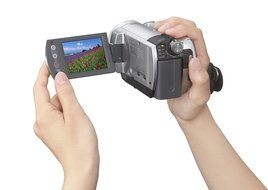 Sony DCR-SR40 30GB Hard Disk Drive Handycam with 20x Optical Zoom (Discontinued by Manufacturer)