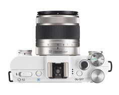Pentax PENTAX Q-S1 02 Zoom Kit (Pure White) 12.4MP Mirrorless Digital Camera with 3-Inch LCD (Pure White) N3