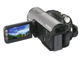 Sony HDR-HC3 4MP High-Definition Handycam MiniDV Camcorder w/10x Optical Zoom (Discontinued by Manufacturer) N8