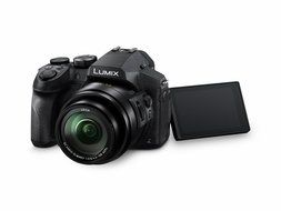 Panasonic LUMIX DMC-FZ300K 12.1 Megapixel, 1/2.3-inch Sensor, 4K Video, Splash &amp; Dustproof Body, Leica DC Lens... N5