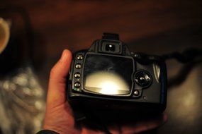Nikon D40 6.1MP Digital SLR Camera (Body Only) N8
