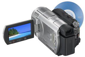 Sony DCR-DVD408 4MP DVD Handycam Camcorder with 10x Optical Zoom (Discontinued by Manufacturer) N7